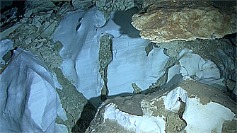 Abaco Dans Cave, Structure