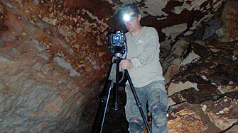 Dry Caving Nullarbor Tommy Grahams