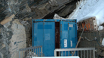 Schieferstollen Schwalefeld, Eingang